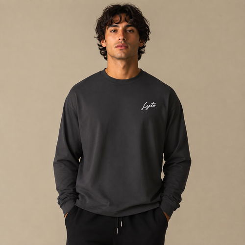 ADMIRING YOUR EYES LONG SLEEVE TEE
