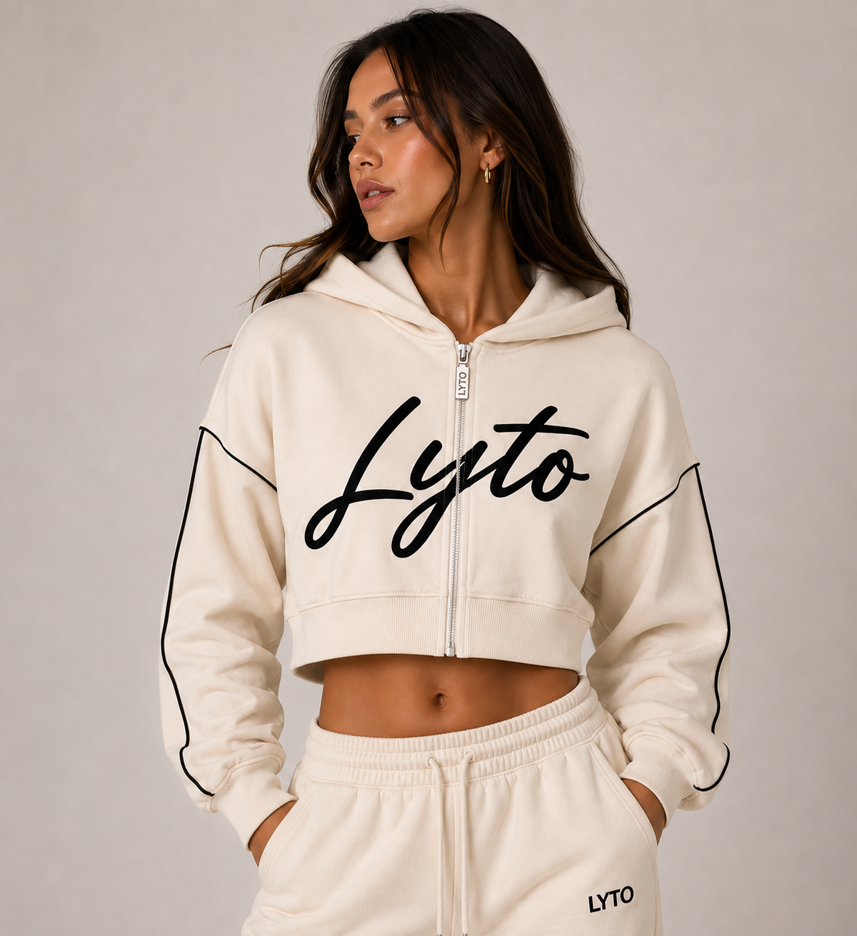 SCRIPT CROP ZIP HOODIE