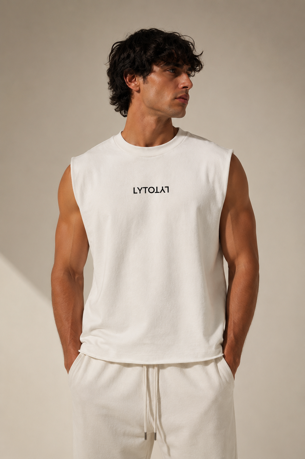 MIRROR SLEEVELESS TEE